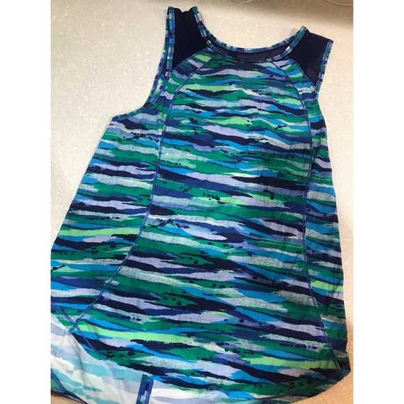 lululemon athletica Tops - Lulu lemon workout tank top lululemon athletica Tops - Lulu lemon workout tank top